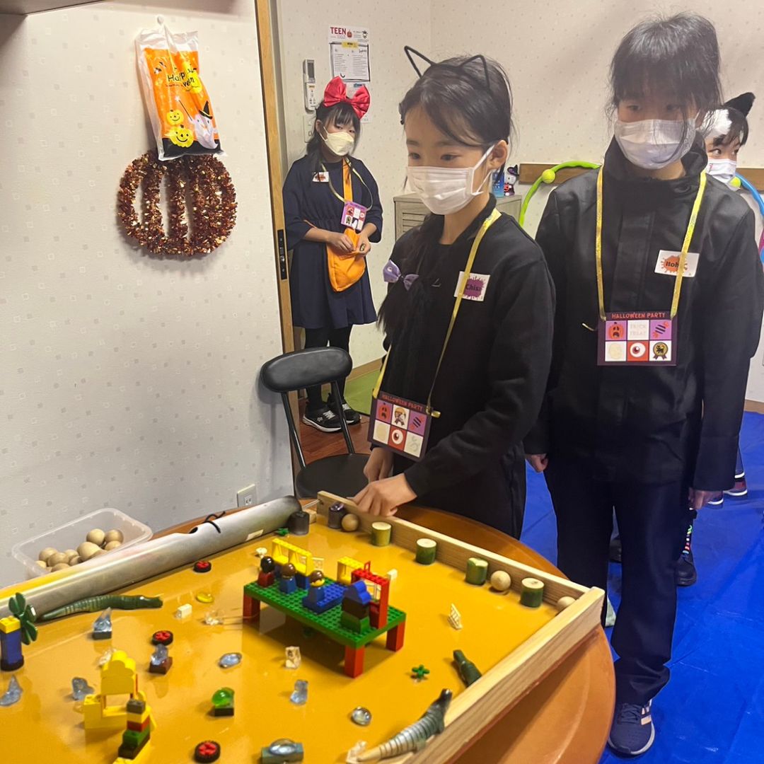 盛岡市の英会話クラブ ストレートトーク/2023年ハロウィンパーティ６